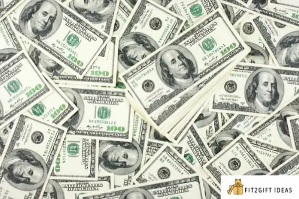 How Much Do You Give For A First Communion Gift? 2 how much do you give for a first communion gift blog post image