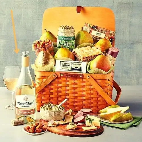 Wine Gift Baskets Under $100 - How To Choose The Best One 3